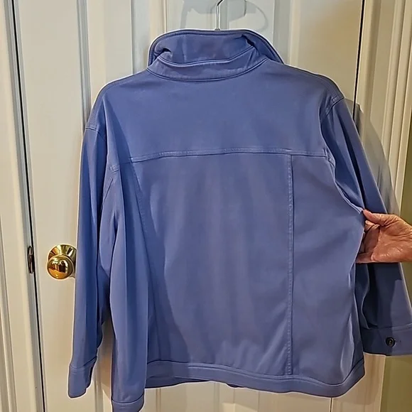Women's cotton jacket. - Picture 4 of 4